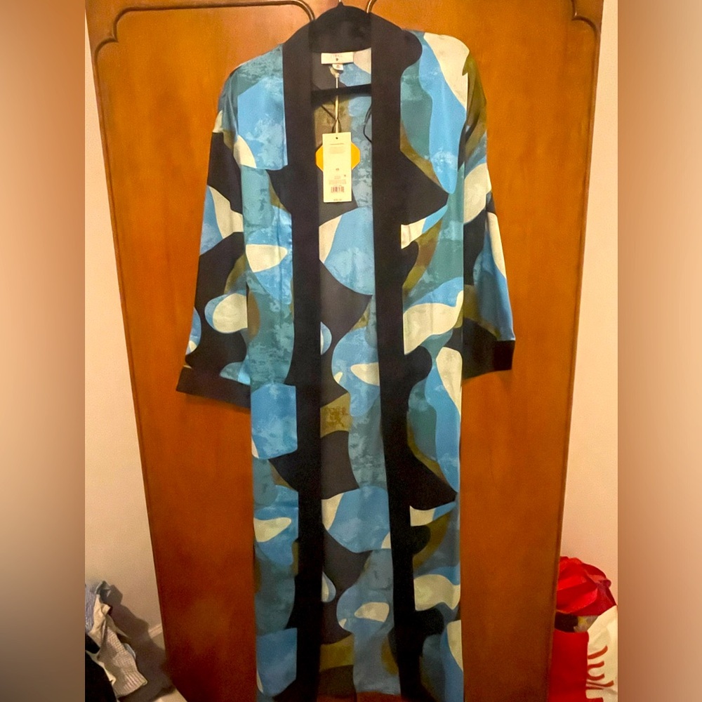 Fe Noel robe brand new